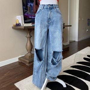 Bleach Wash Baggy Low Rise Ripped Boyfriend Jeans
